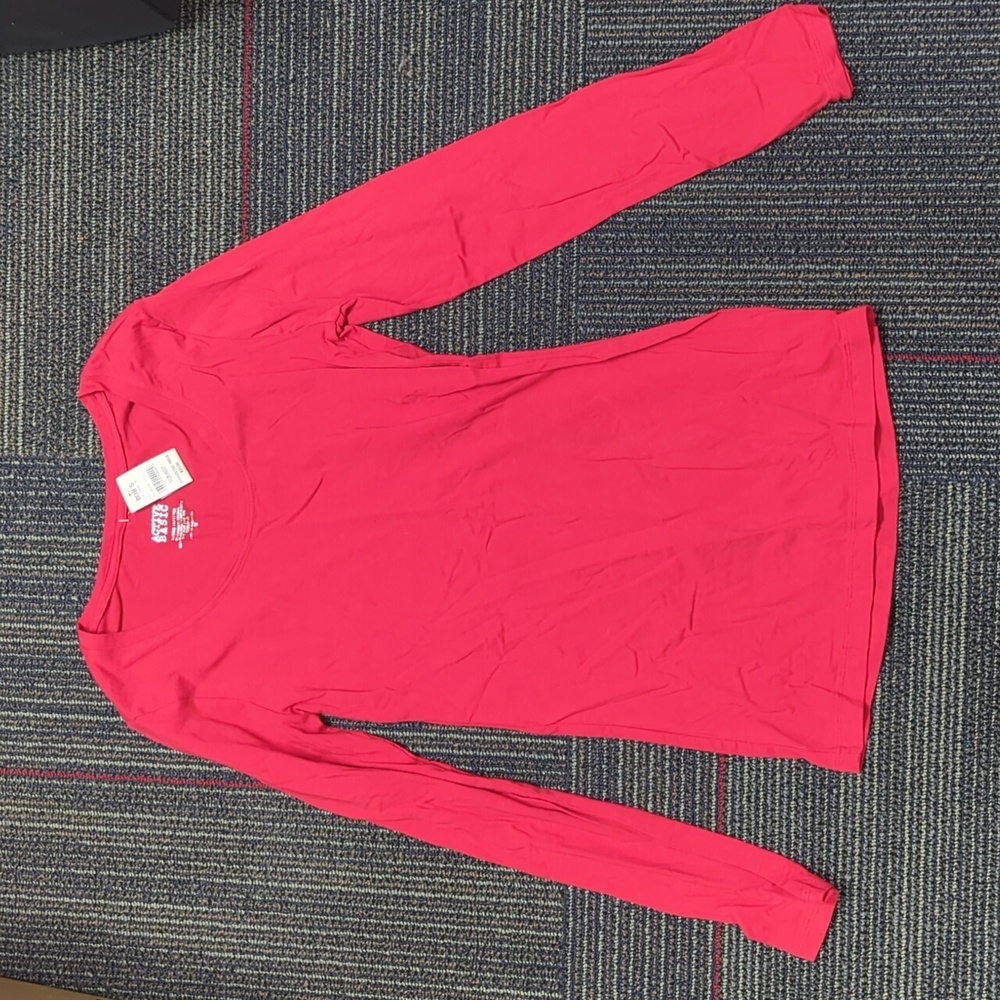 Red Long Sleeve Shirt 🟪